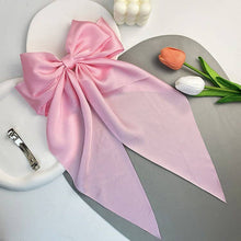 Load image into Gallery viewer, Hair bow: Navy / One Size

