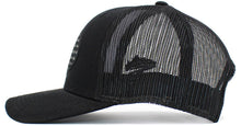 Load image into Gallery viewer, USA Fish Flag Mesh Back Ballcap: BLK-BLK
