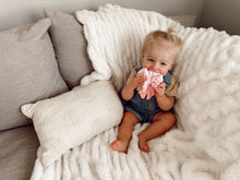 Load image into Gallery viewer, *NEW* Bow Sweetie Crinkle™
